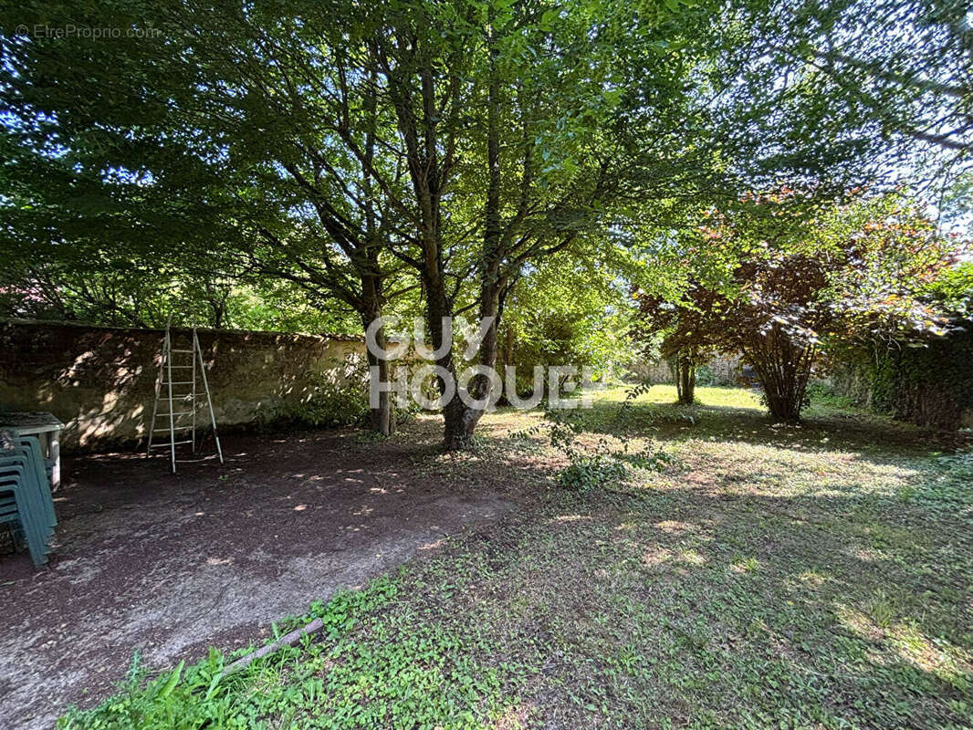 Maison à MAILLEBOIS