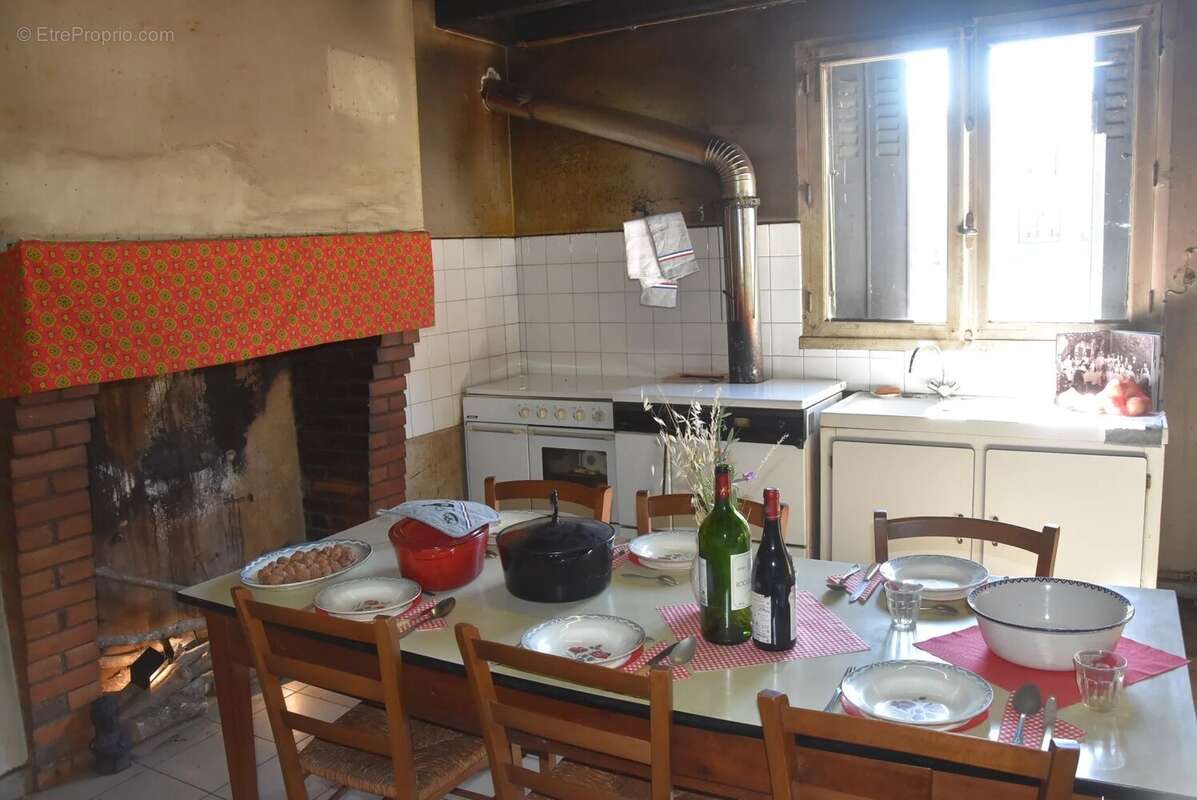 Maison à CHATEAU-GARNIER