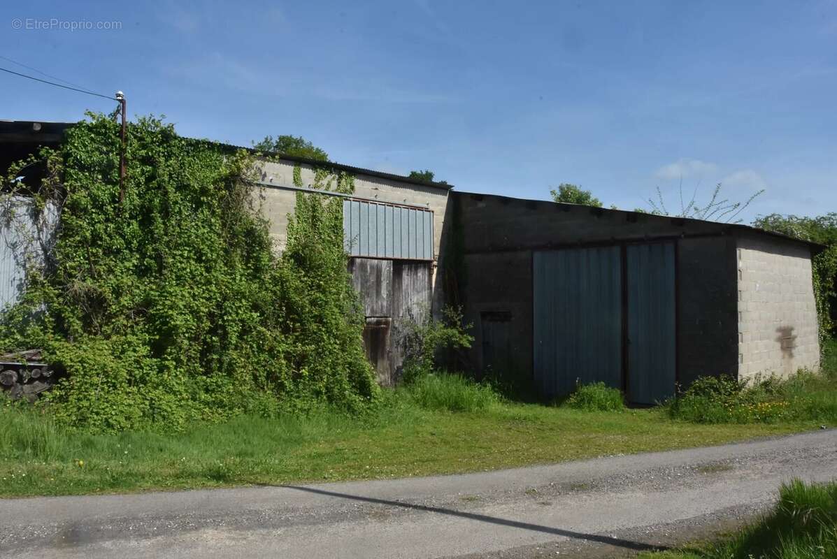 Maison à CHATEAU-GARNIER