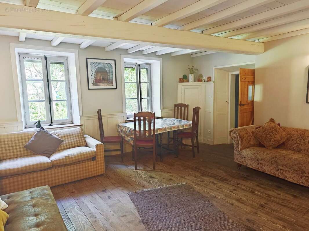 Maison à CAUDIES-DE-FENOUILLEDES