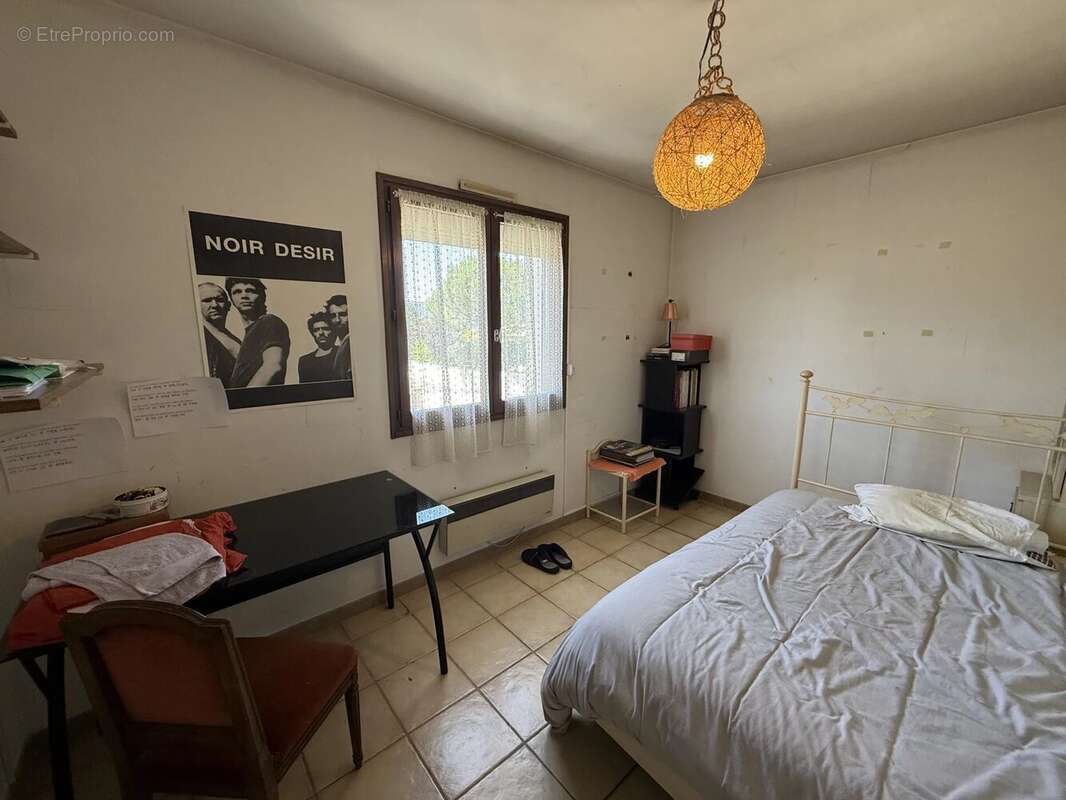 Maison à MONTELIMAR