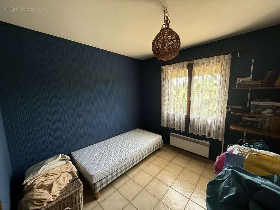 Maison à MONTELIMAR