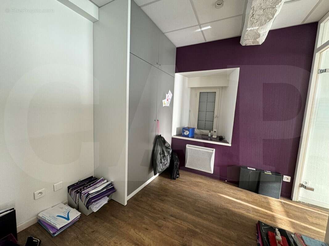 Commerce à CHARTRES-DE-BRETAGNE