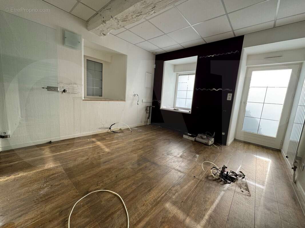 Commerce à CHARTRES-DE-BRETAGNE