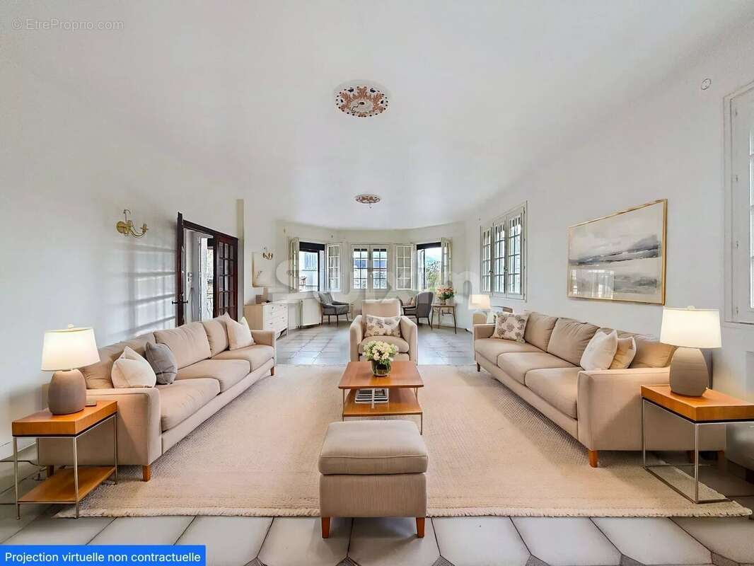 Maison à DECINES-CHARPIEU