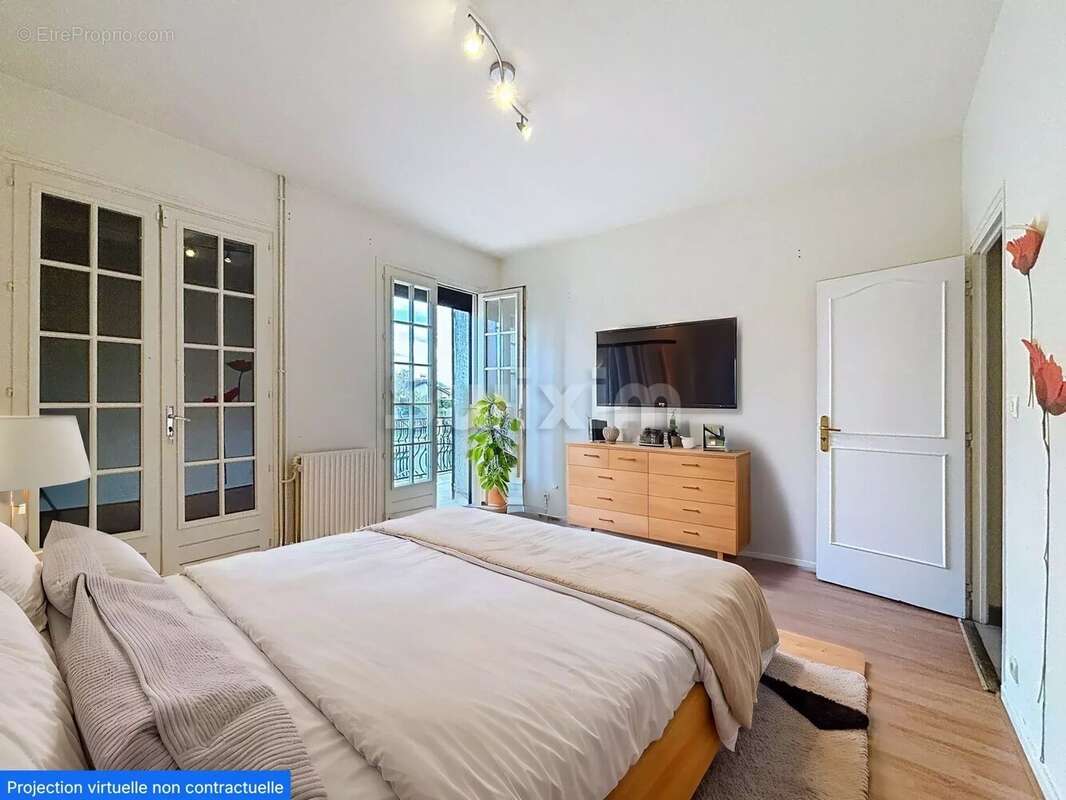 Maison à DECINES-CHARPIEU