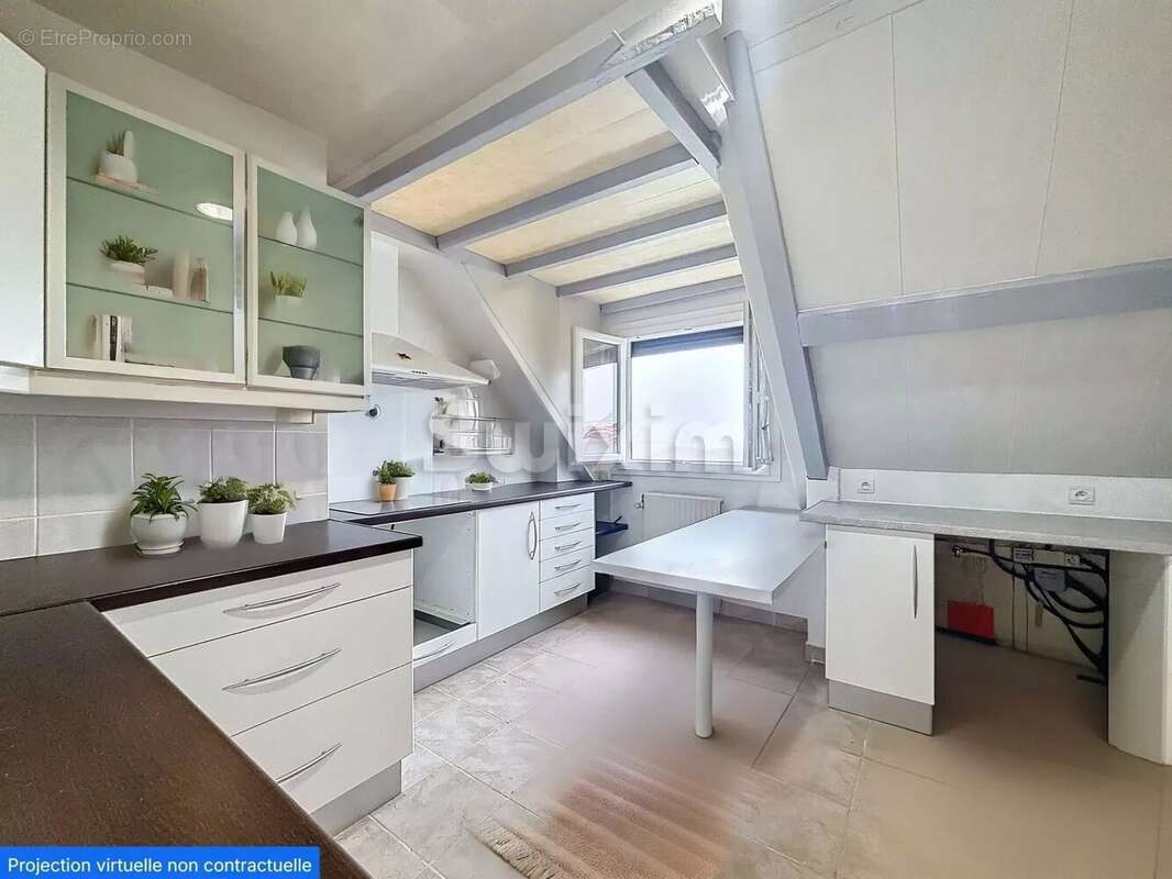 Maison à DECINES-CHARPIEU