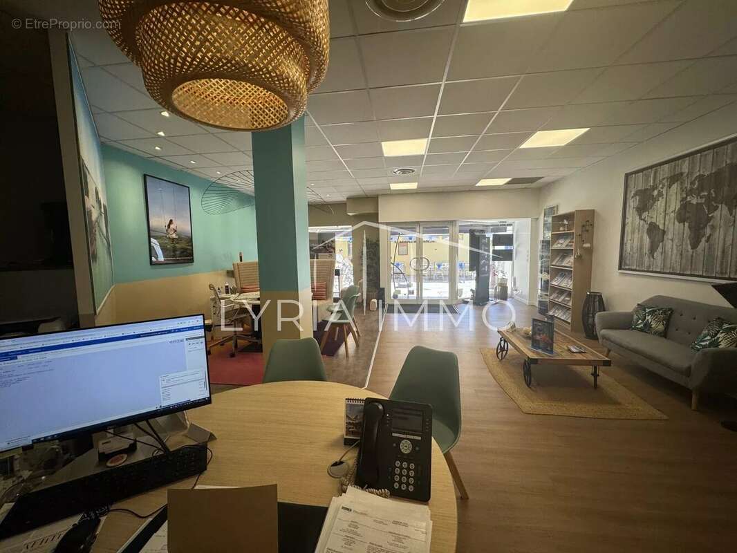 Commerce à SAINT-RAPHAEL