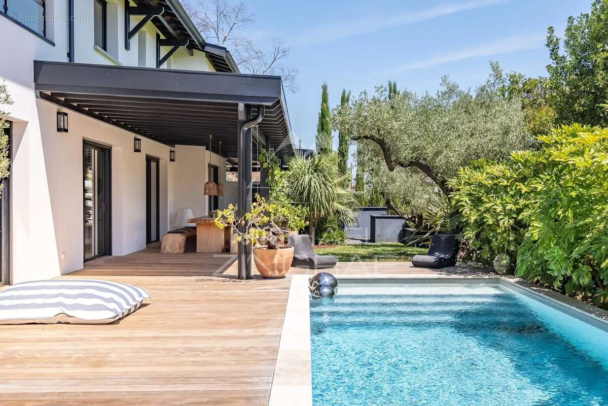 Maison à GUJAN-MESTRAS