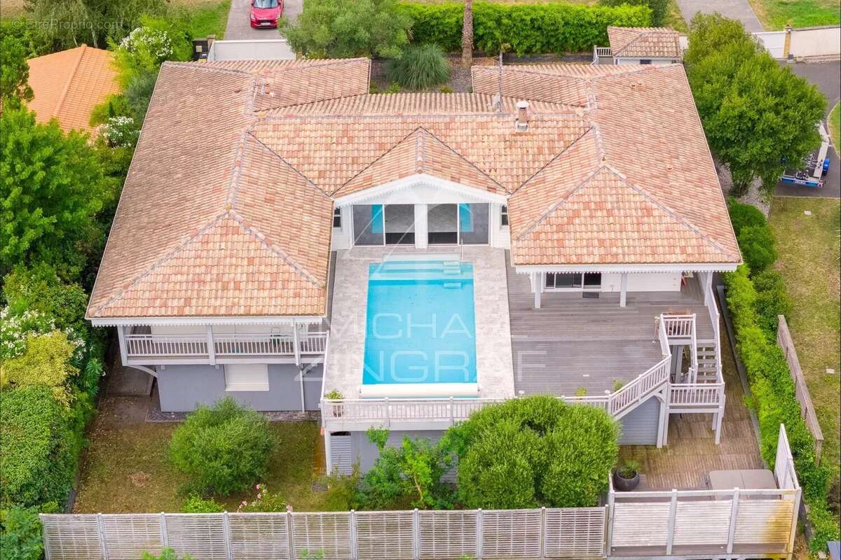 Maison à GUJAN-MESTRAS