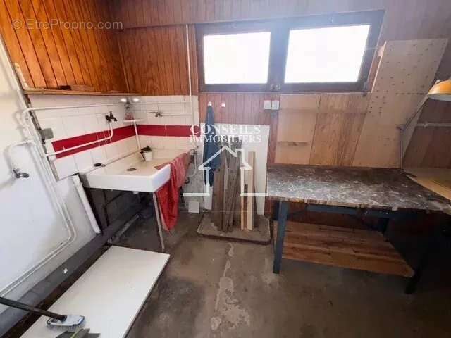 Maison à SAINT-JULIEN-DU-SAULT