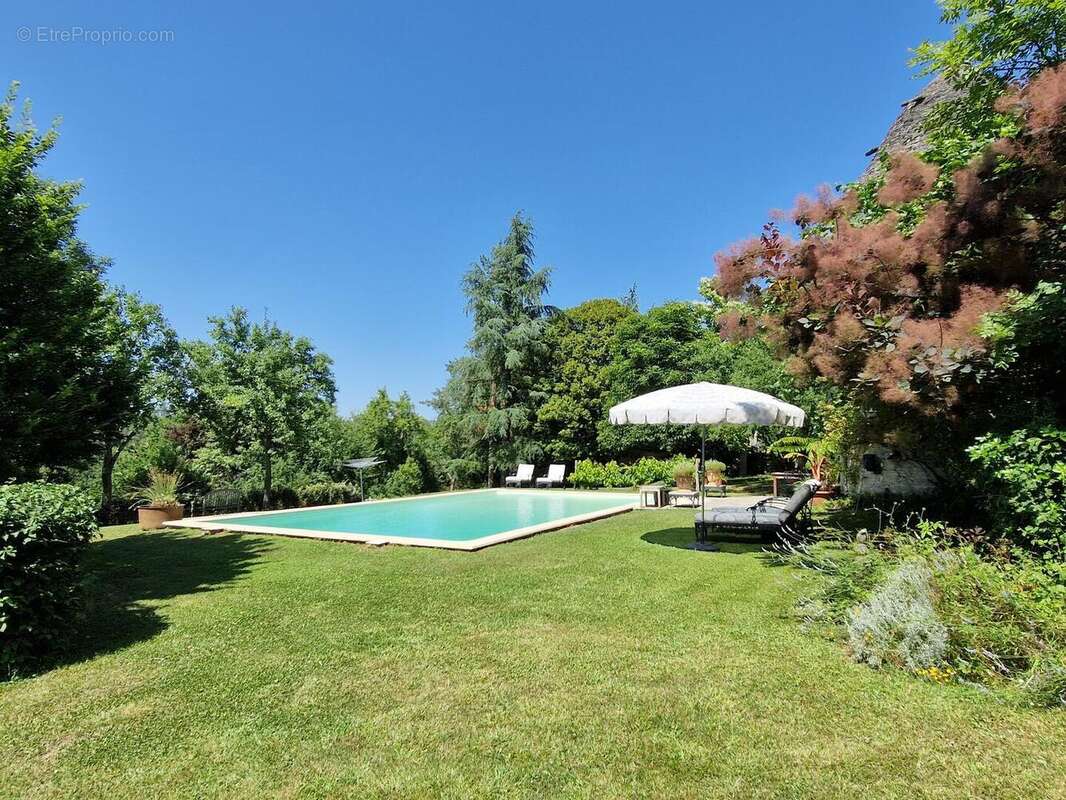 20250617155837 - Maison à THEDIRAC