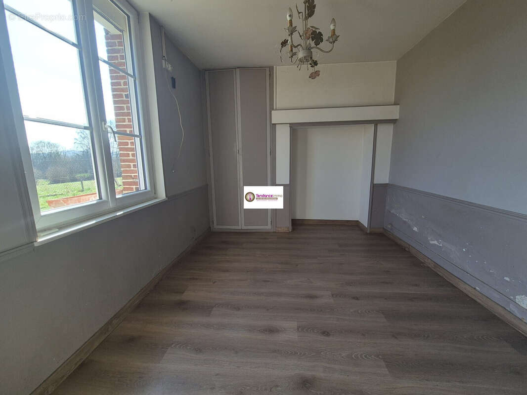 Maison à SAINTE-GAUBURGE-SAINTE-COLOMBE