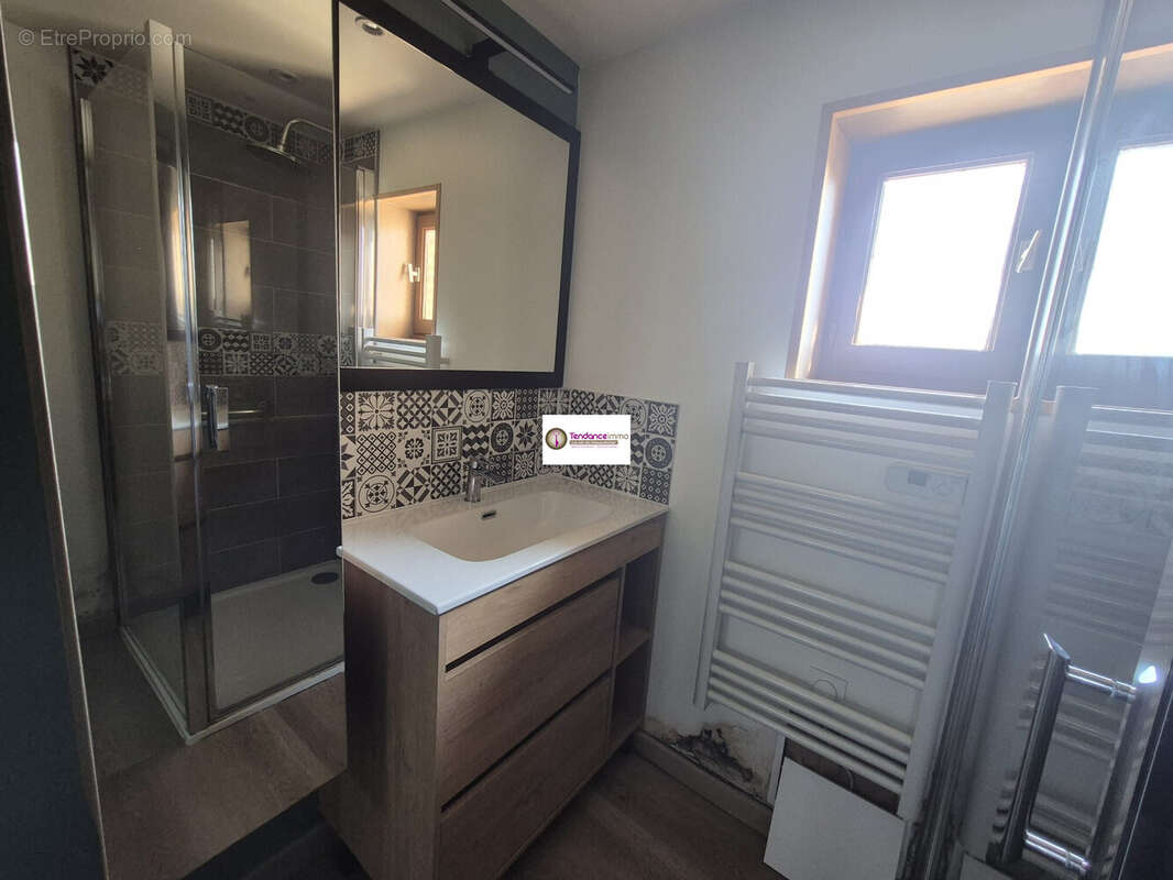 Maison à SAINTE-GAUBURGE-SAINTE-COLOMBE