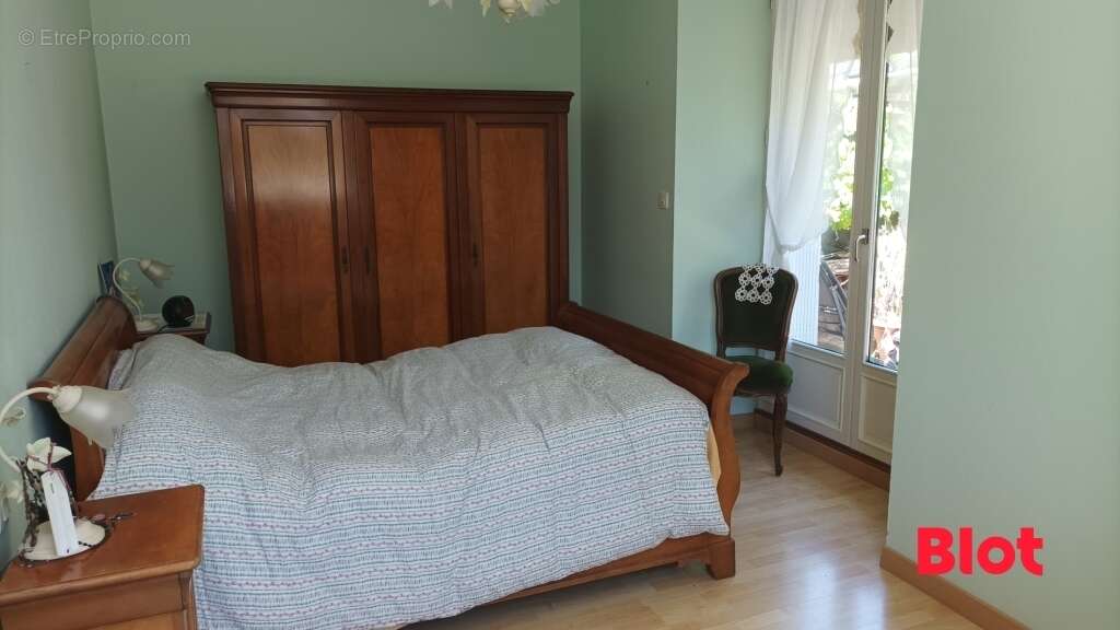 Maison à SAINT-SULPICE-LA-FORET