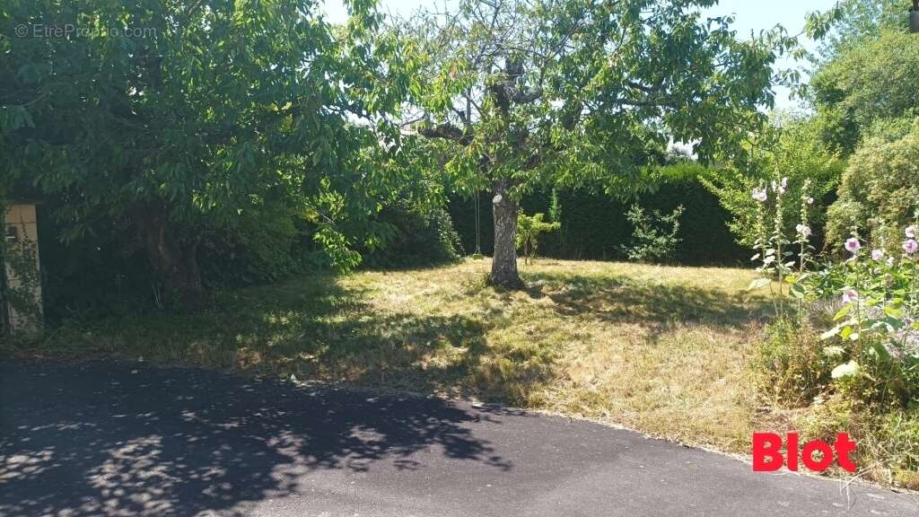 Maison à SAINT-SULPICE-LA-FORET