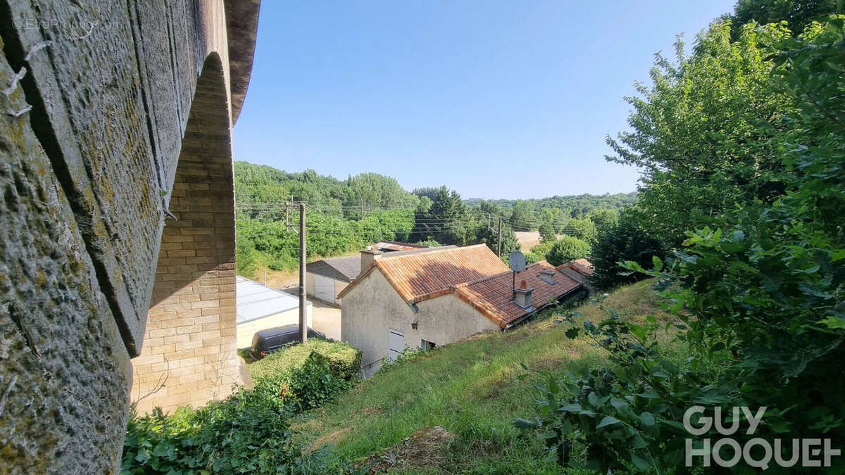 Maison à SAINT-BENOIT