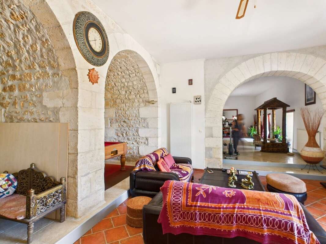 Maison à VOUZAN