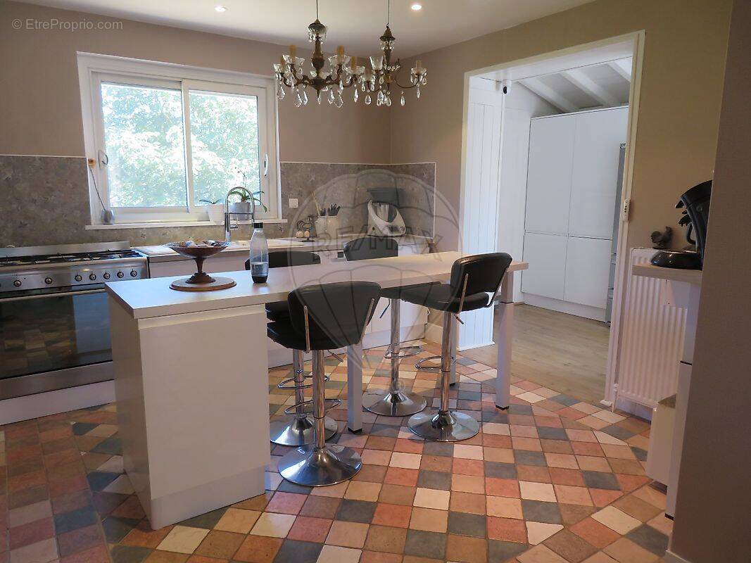 Maison à SAINT-GEORGES-DE-RENEINS