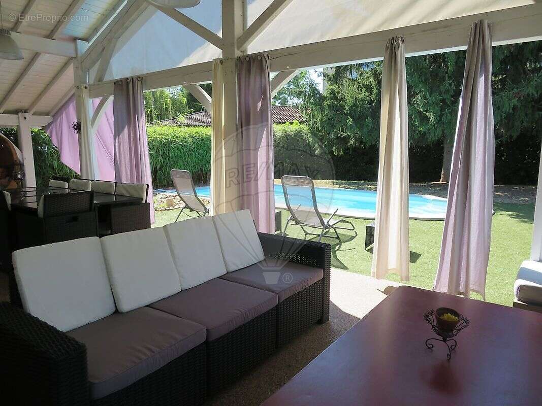 Maison à SAINT-GEORGES-DE-RENEINS