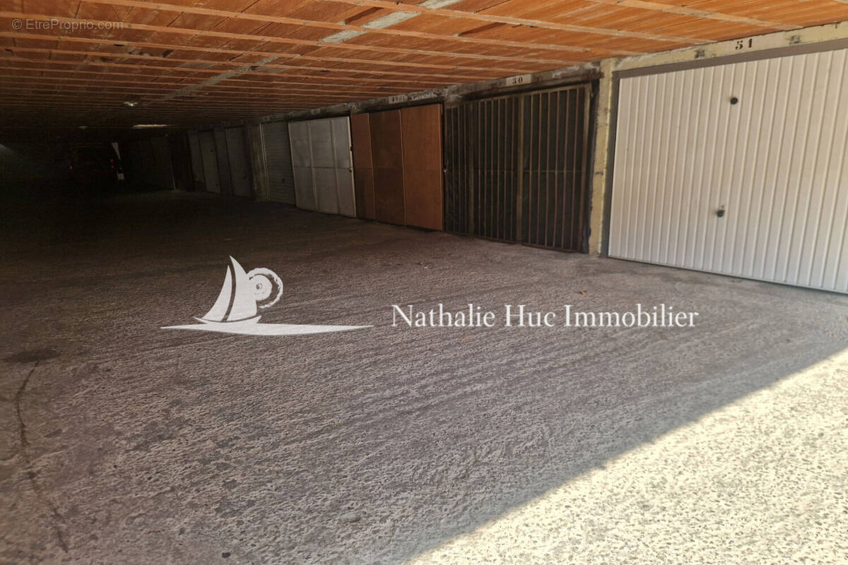 Parking à AMELIE-LES-BAINS-PALALDA