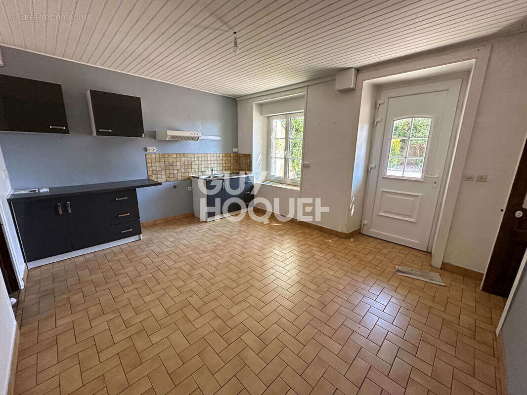 Maison à SAINT-PATRICE-DE-CLAIDS