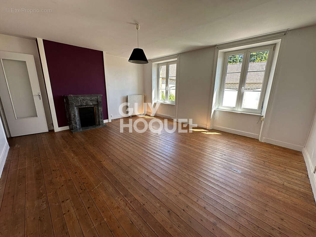 Maison à SAINT-PATRICE-DE-CLAIDS