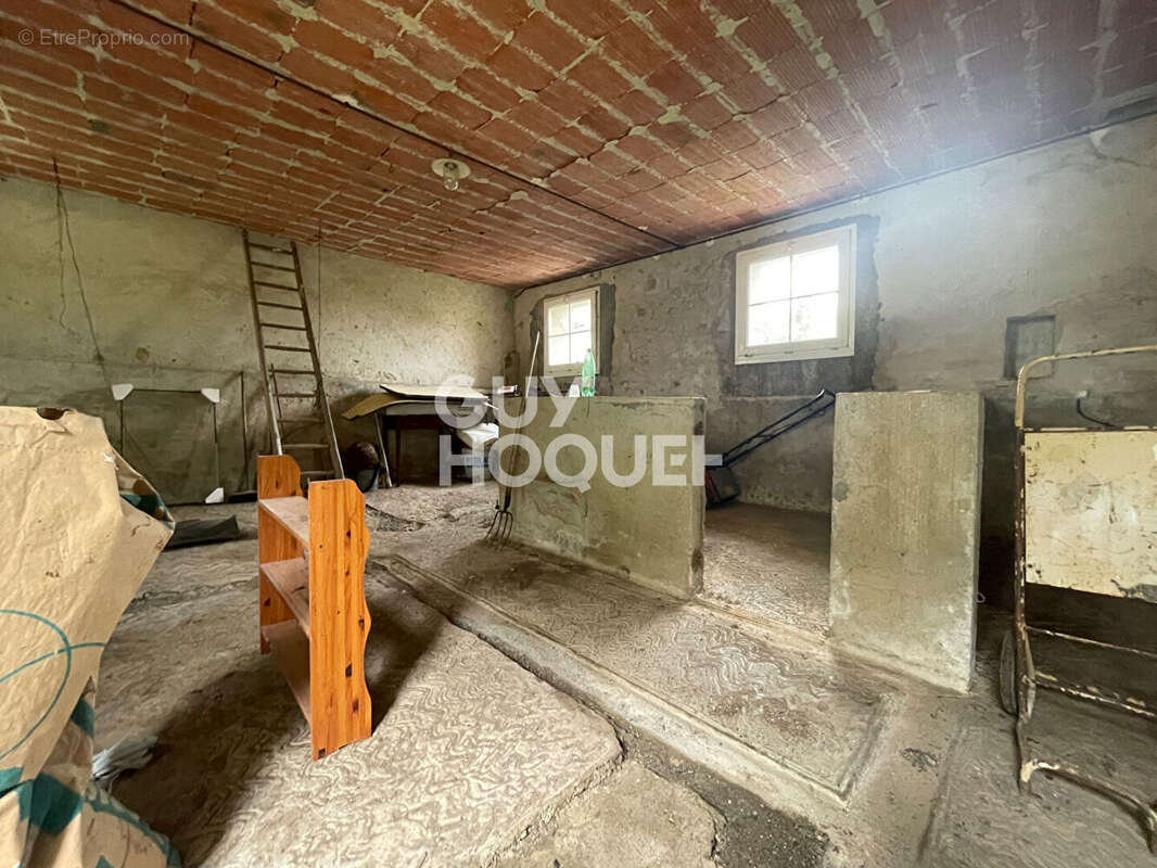 Maison à SAINT-PATRICE-DE-CLAIDS