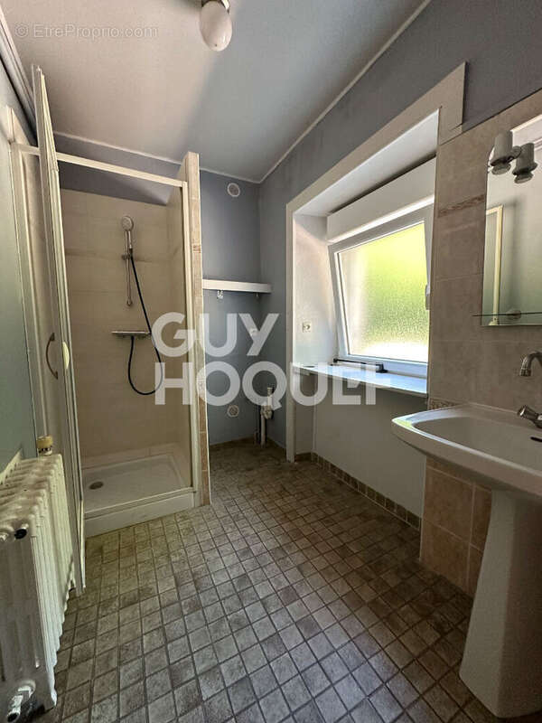 Maison à SAINT-PATRICE-DE-CLAIDS