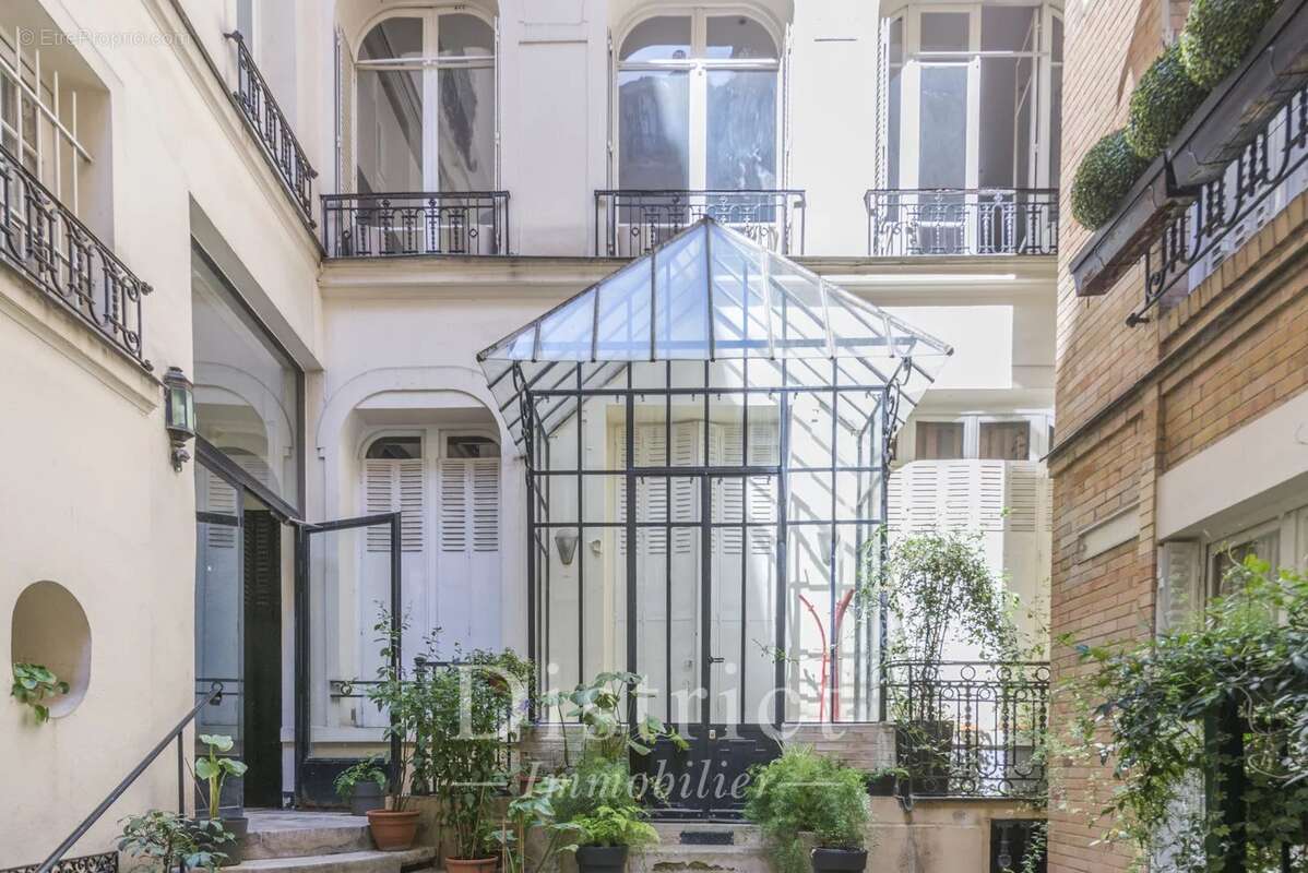 Appartement à PARIS-4E