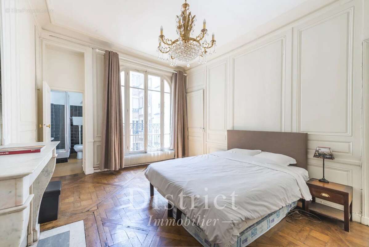 Appartement à PARIS-4E