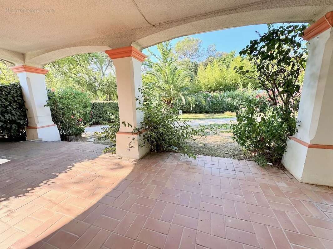 Appartement à SAINT-RAPHAEL