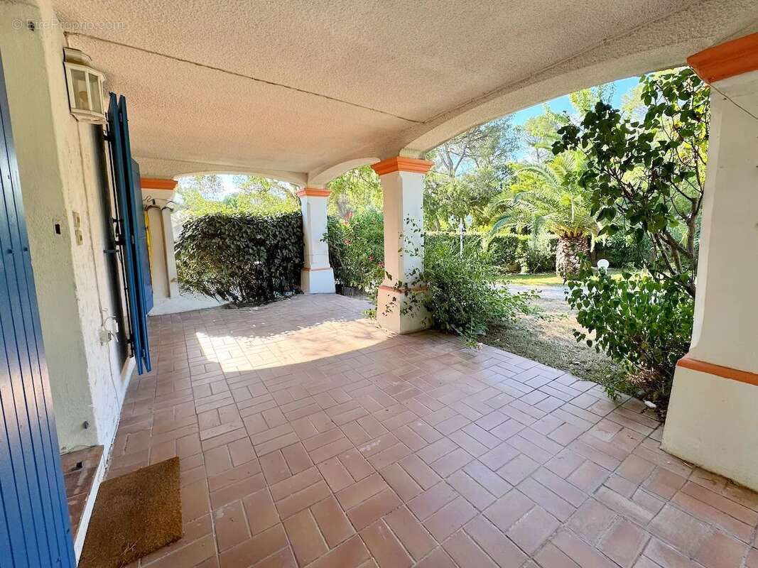 Appartement à SAINT-RAPHAEL