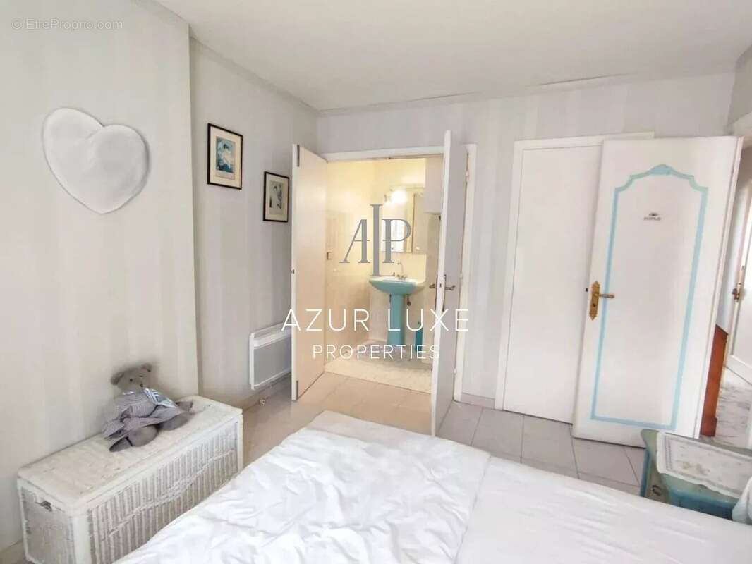 Appartement à BEAULIEU-SUR-MER