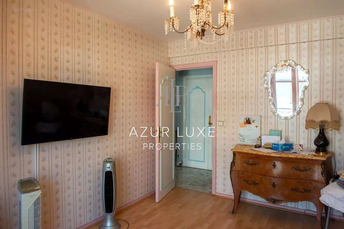 Appartement à BEAULIEU-SUR-MER