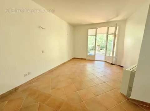 Appartement à SAINT-RAPHAEL
