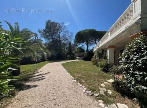 Appartement à SAINT-RAPHAEL
