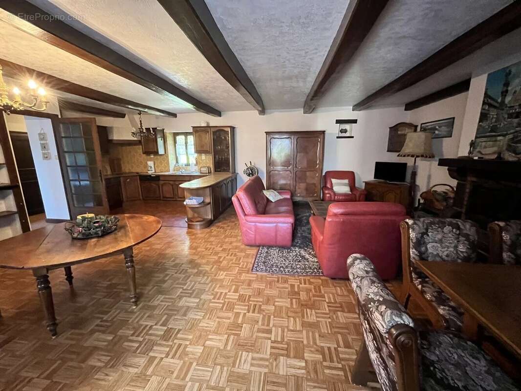 Maison à PLOUER-SUR-RANCE