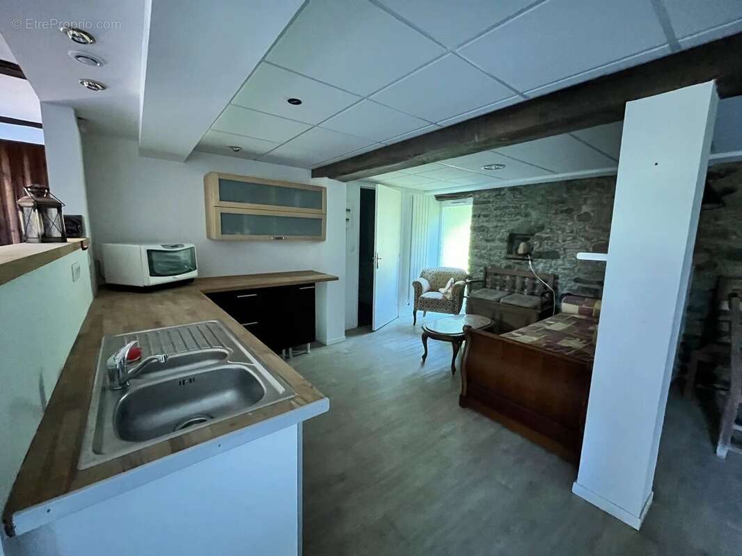 Maison à PLOUER-SUR-RANCE