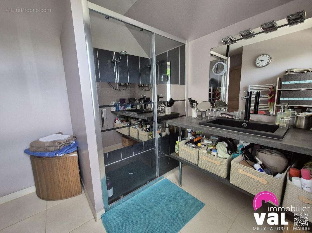 Maison à MILLY-LA-FORET