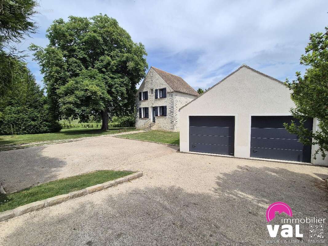 Maison à MILLY-LA-FORET