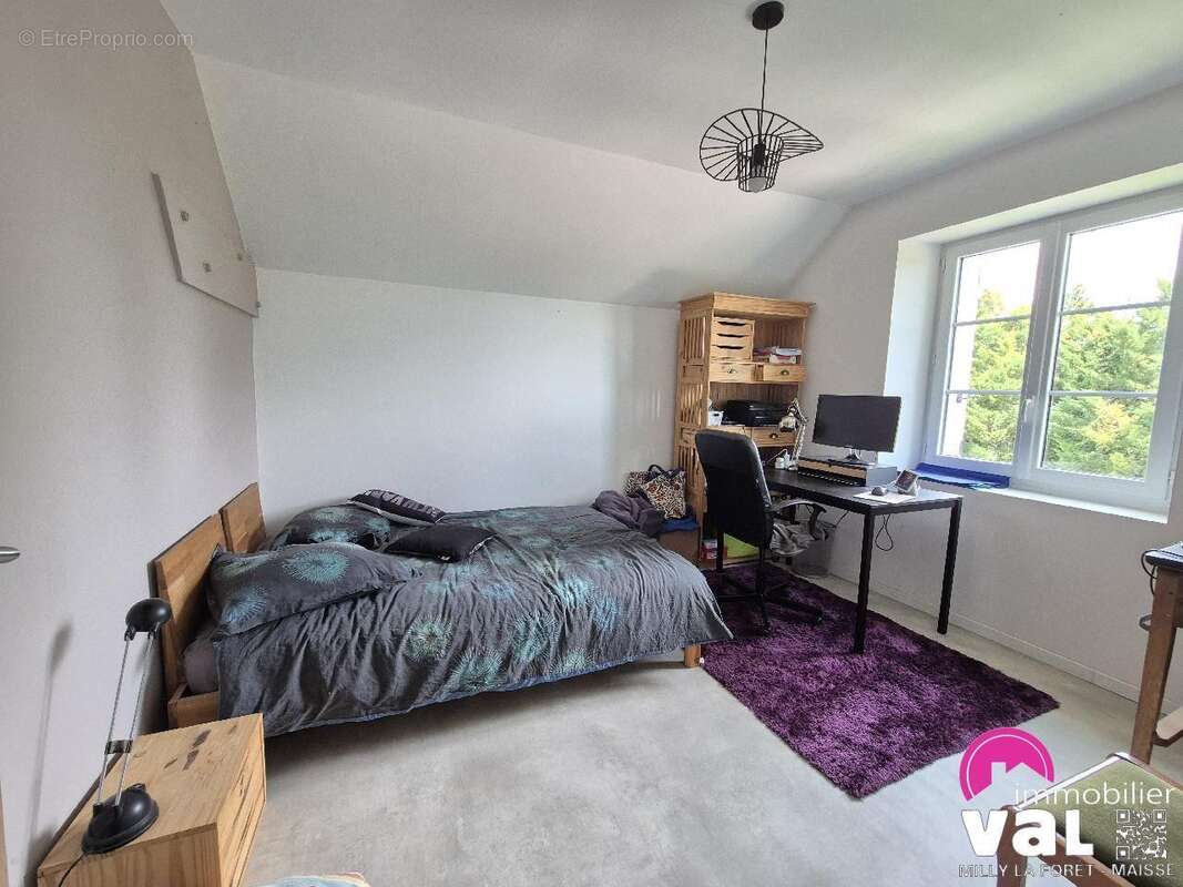 Maison à MILLY-LA-FORET