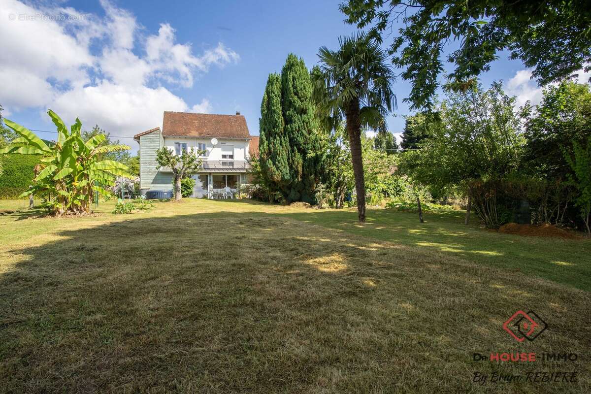 Maison à LA COQUILLE