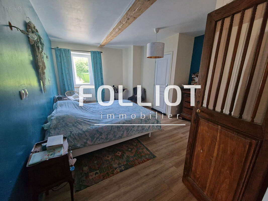 Maison à SAINT-SAUVEUR-LENDELIN