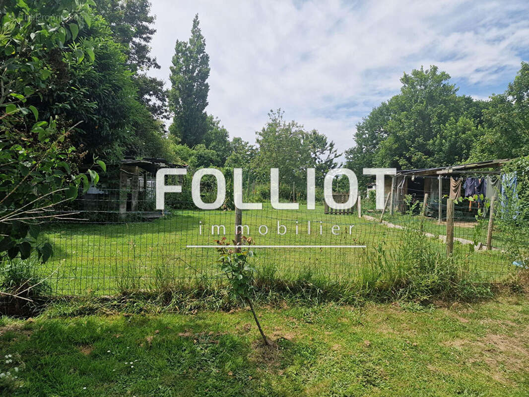 Maison à SAINT-SAUVEUR-LENDELIN