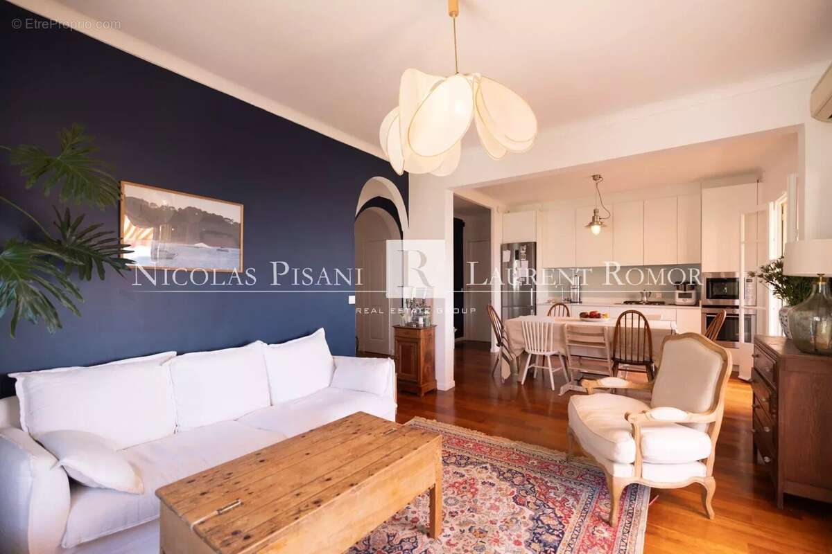 Appartement à VILLEFRANCHE-SUR-MER