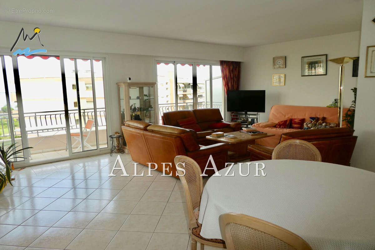 Appartement à CAGNES-SUR-MER