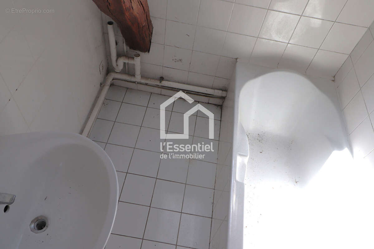 Appartement à CHANTELOUP-LES-VIGNES