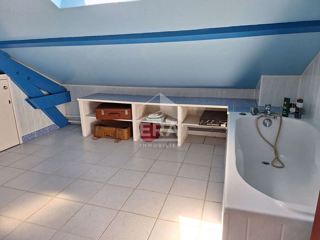 Maison à SAINT-ASTIER