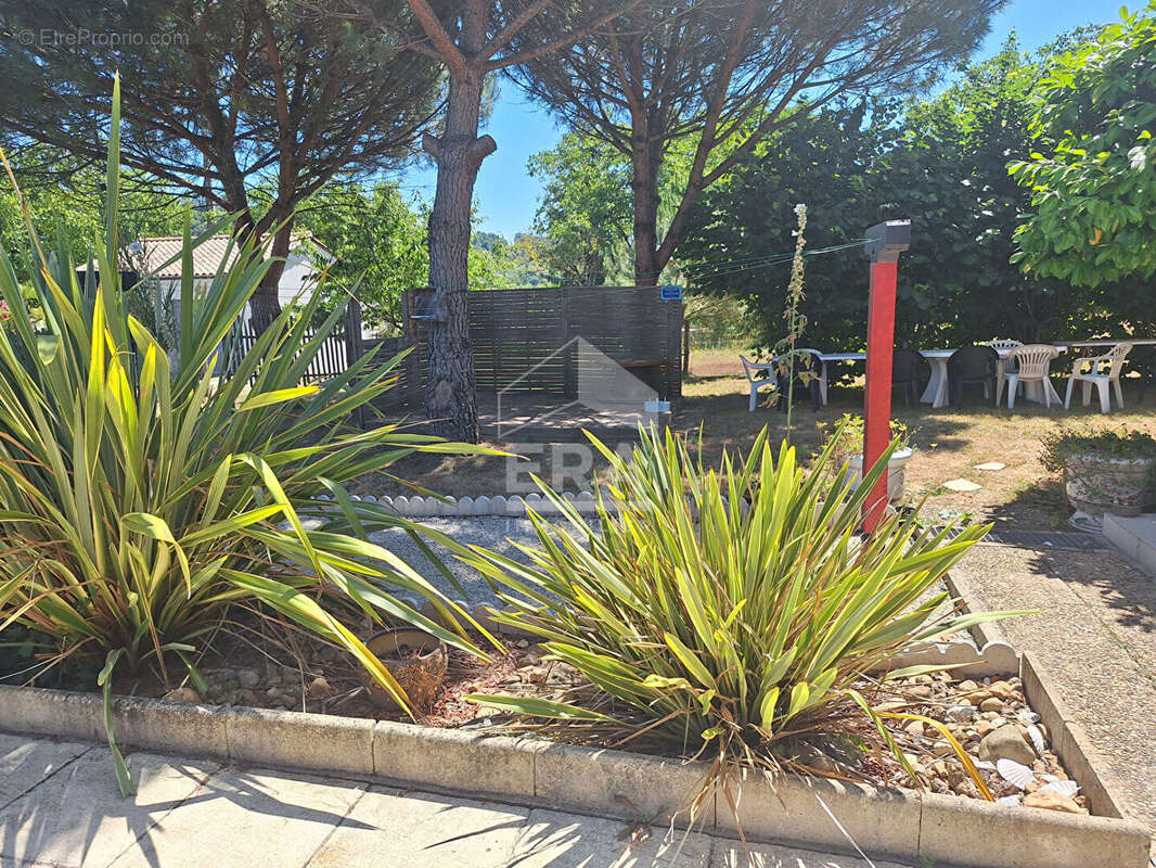 Maison à SAINT-ASTIER